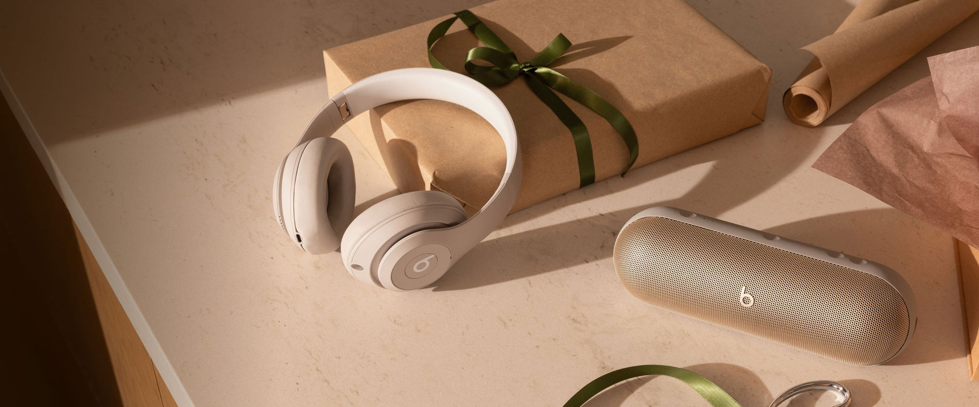 The Beats
Holiday Gift
Guide